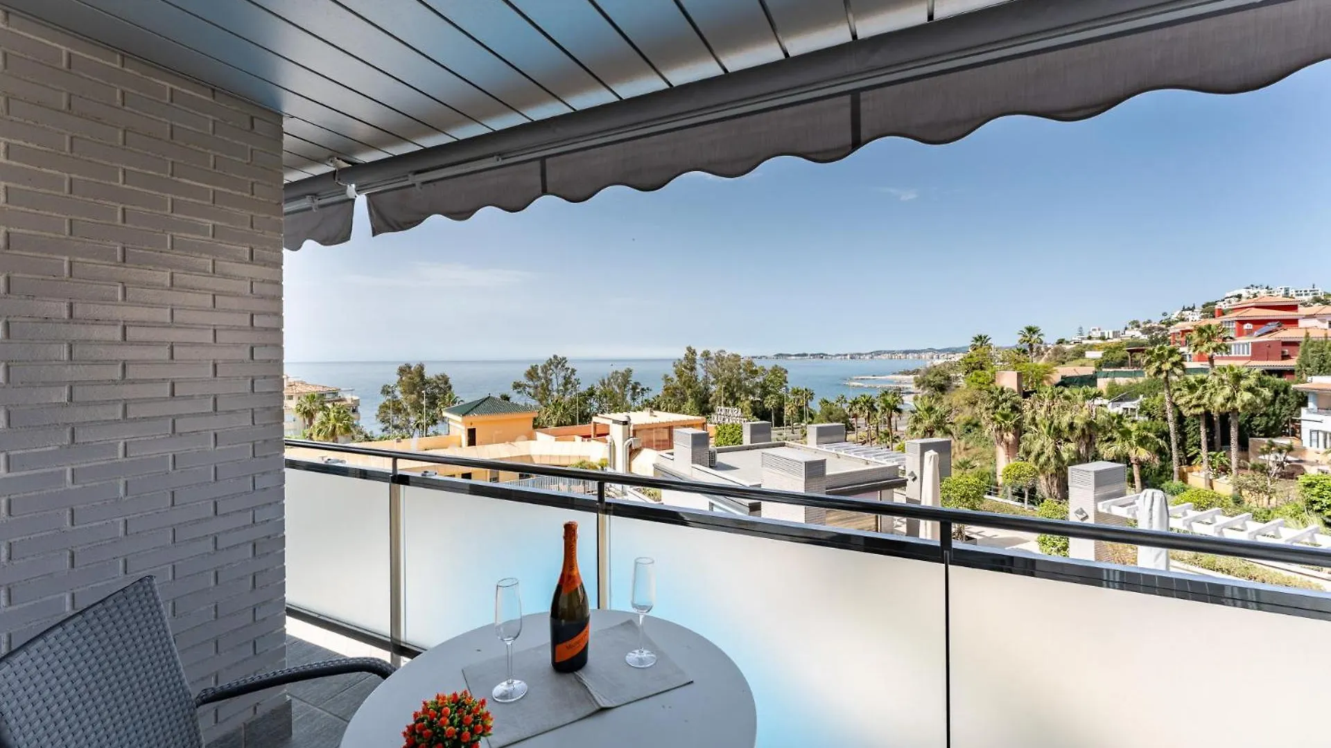 Apartment Malagasuite Timon Sea Views Benalmadena Spain